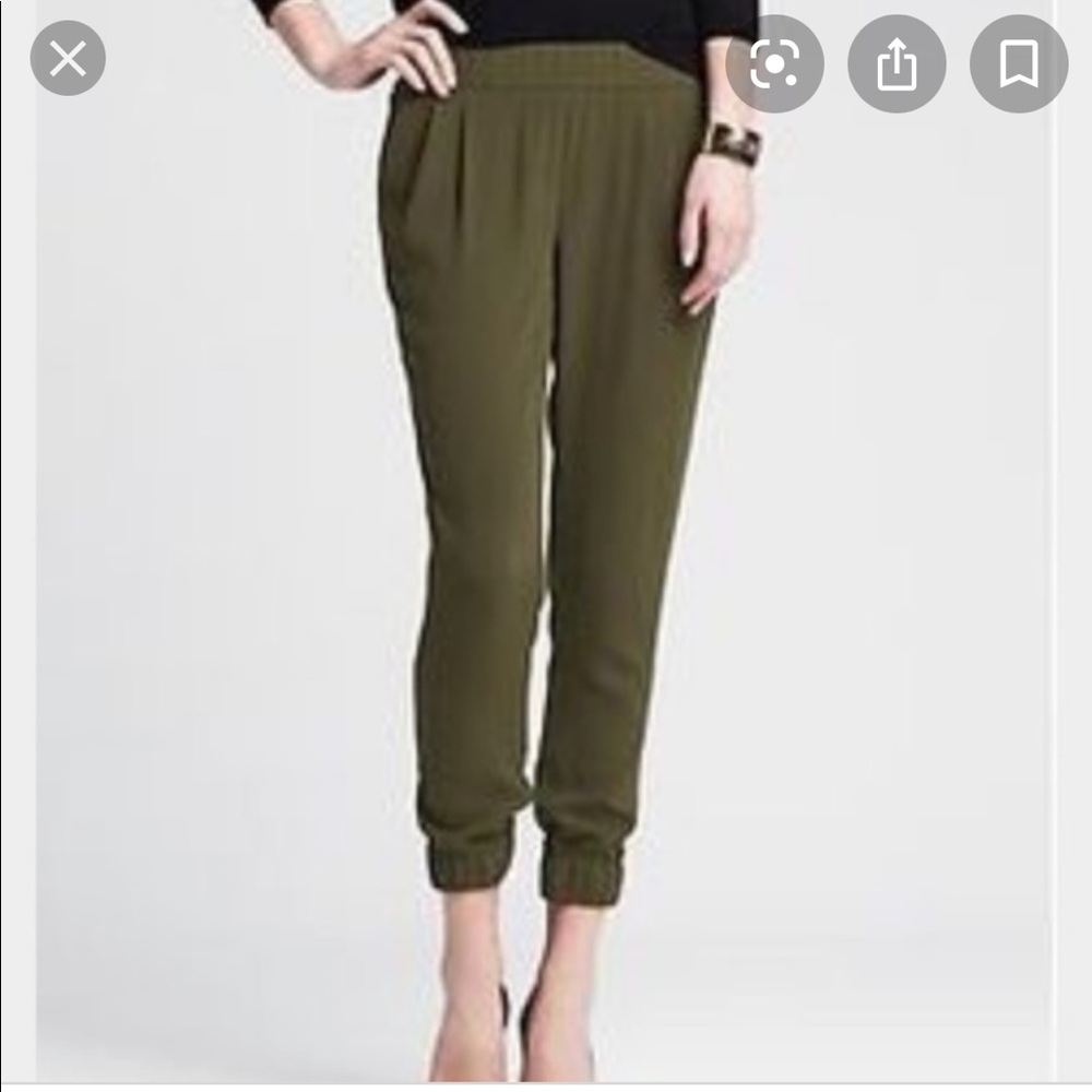 Banana republic army green joggers